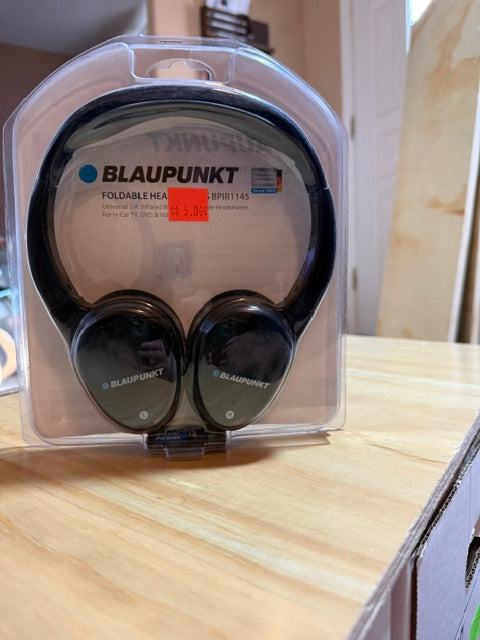 Blaupunkt BPIR1145 Infrared Wireless Foldable Headphones Black Volume Control